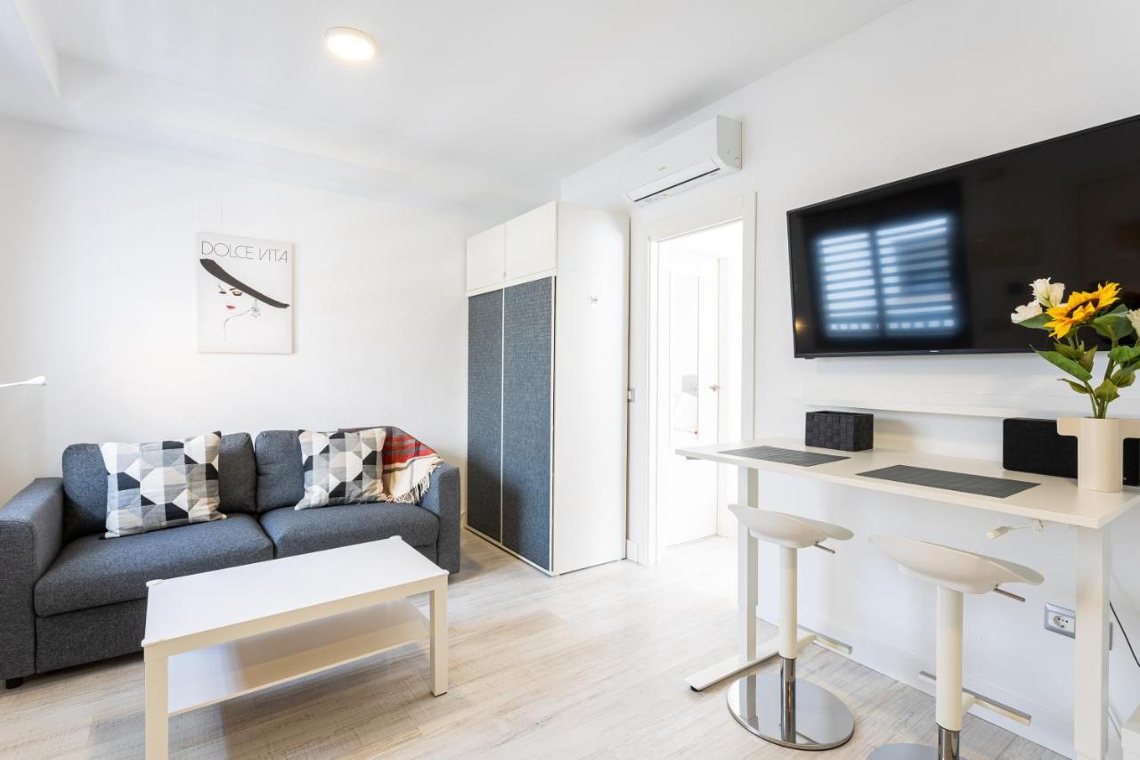 Apartmán Holidays2Malaga Dos Aceras Exteriér fotografie